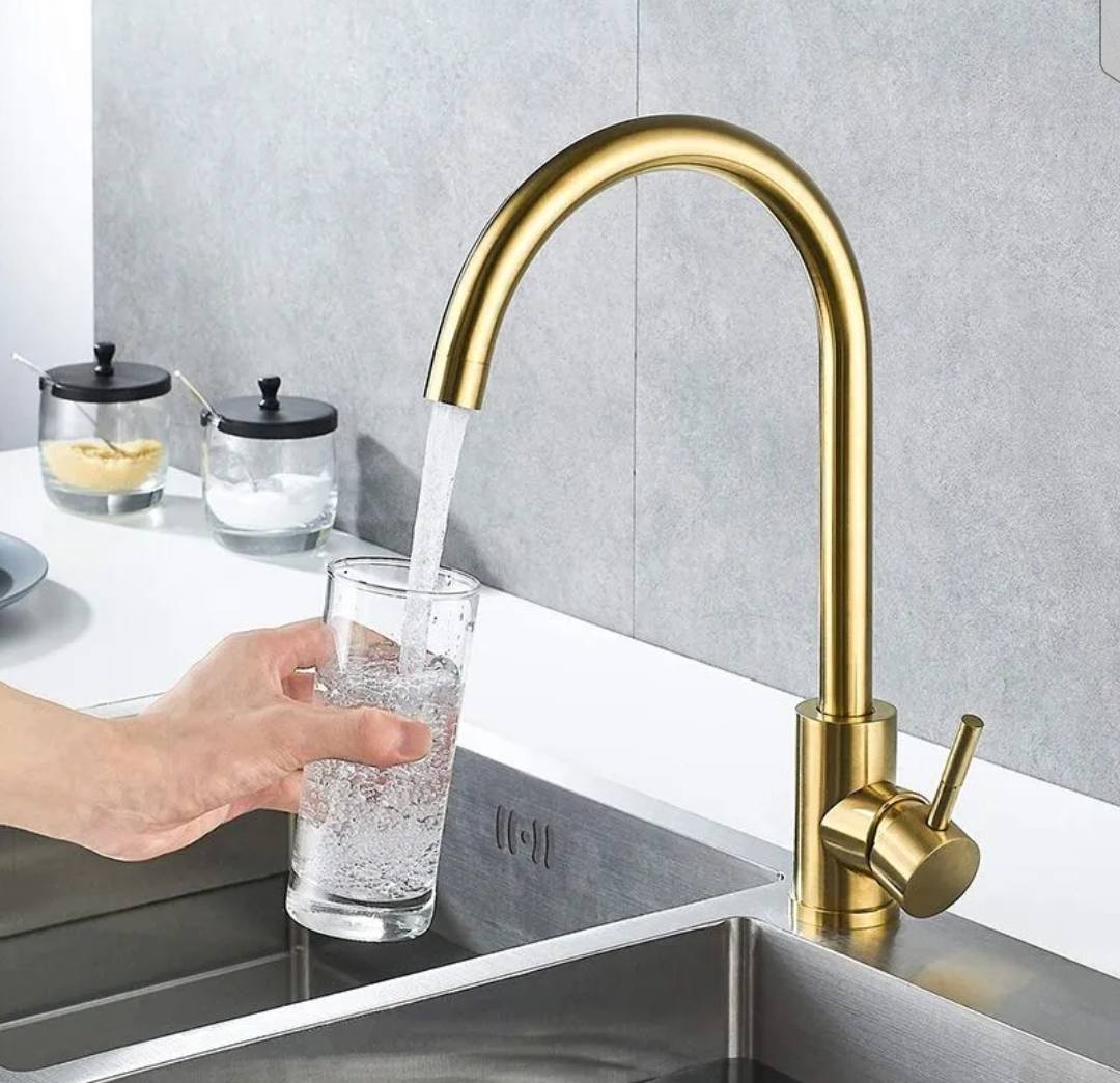 Round Shape Kitchen Sink Faucet For Hot and Cold Water
