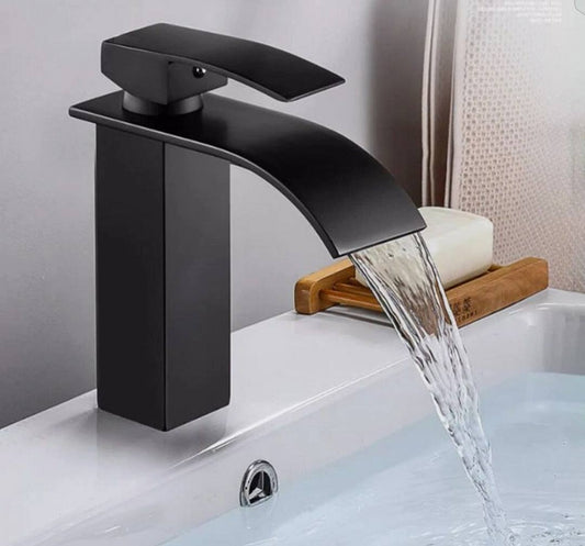Waterfall Bathroom Besone Tap