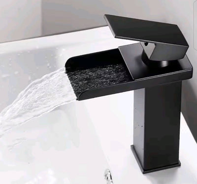 Waterfall Short bathroom Vanity Besone Faucet
