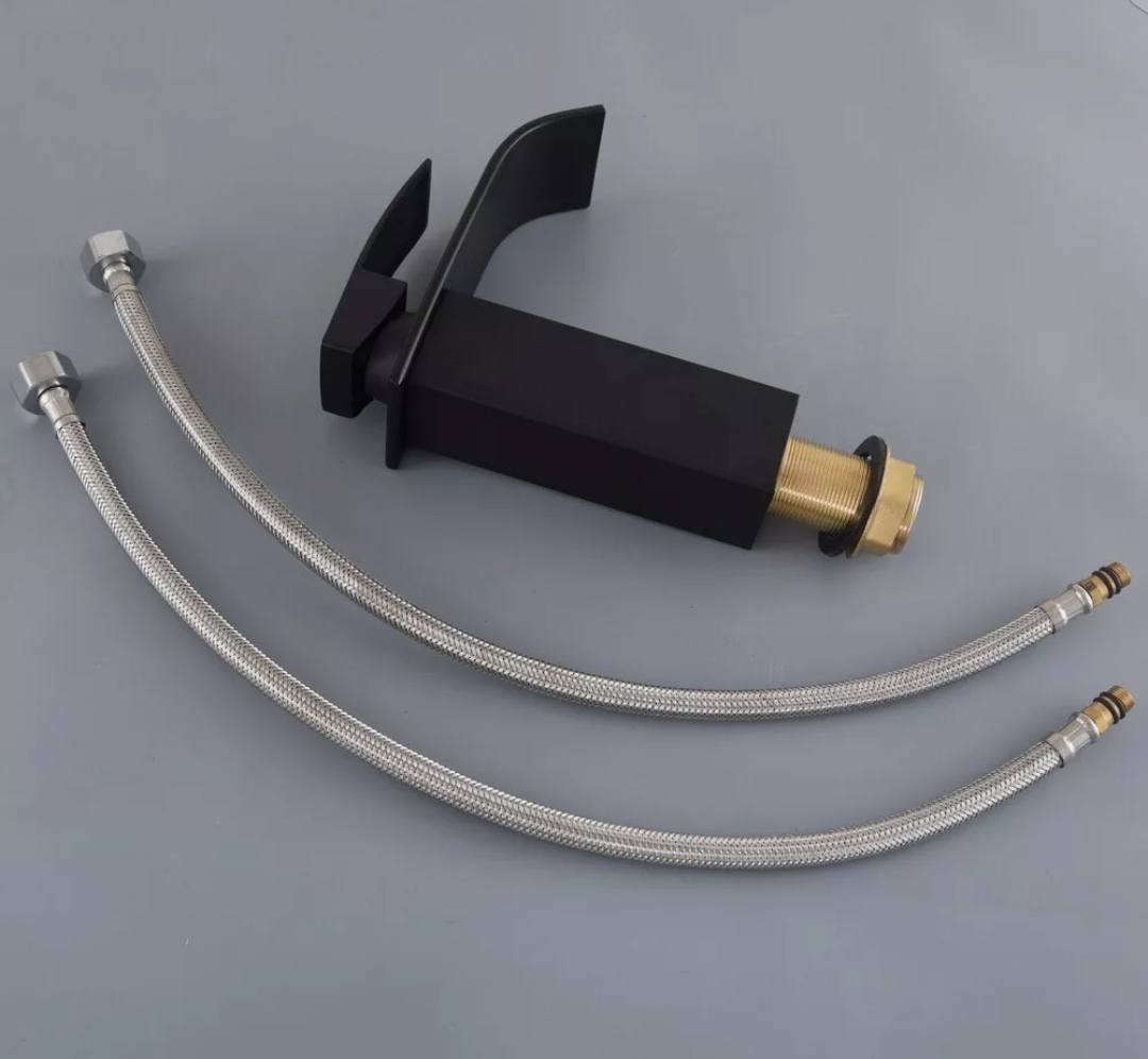 Waterfall Bathroom Besone Tap