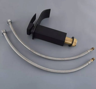 Waterfall Bathroom Besone Tap