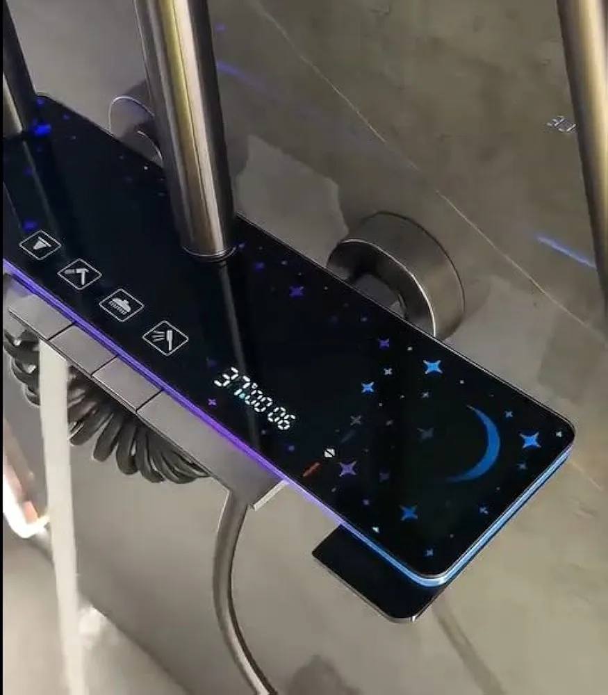 Piano LED Shower Set