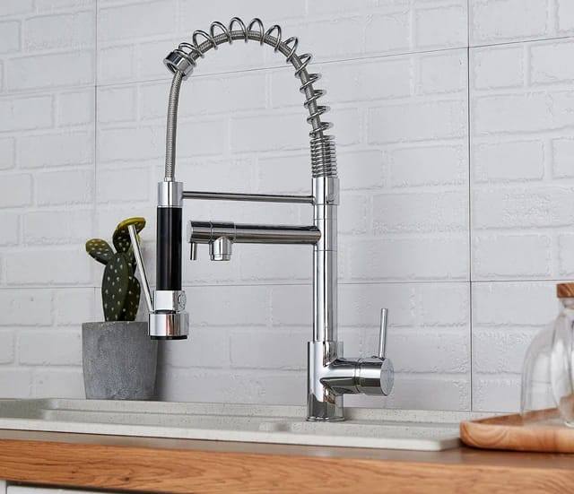 Pullout Kitchen Sink Faucet - Royal Sanitary